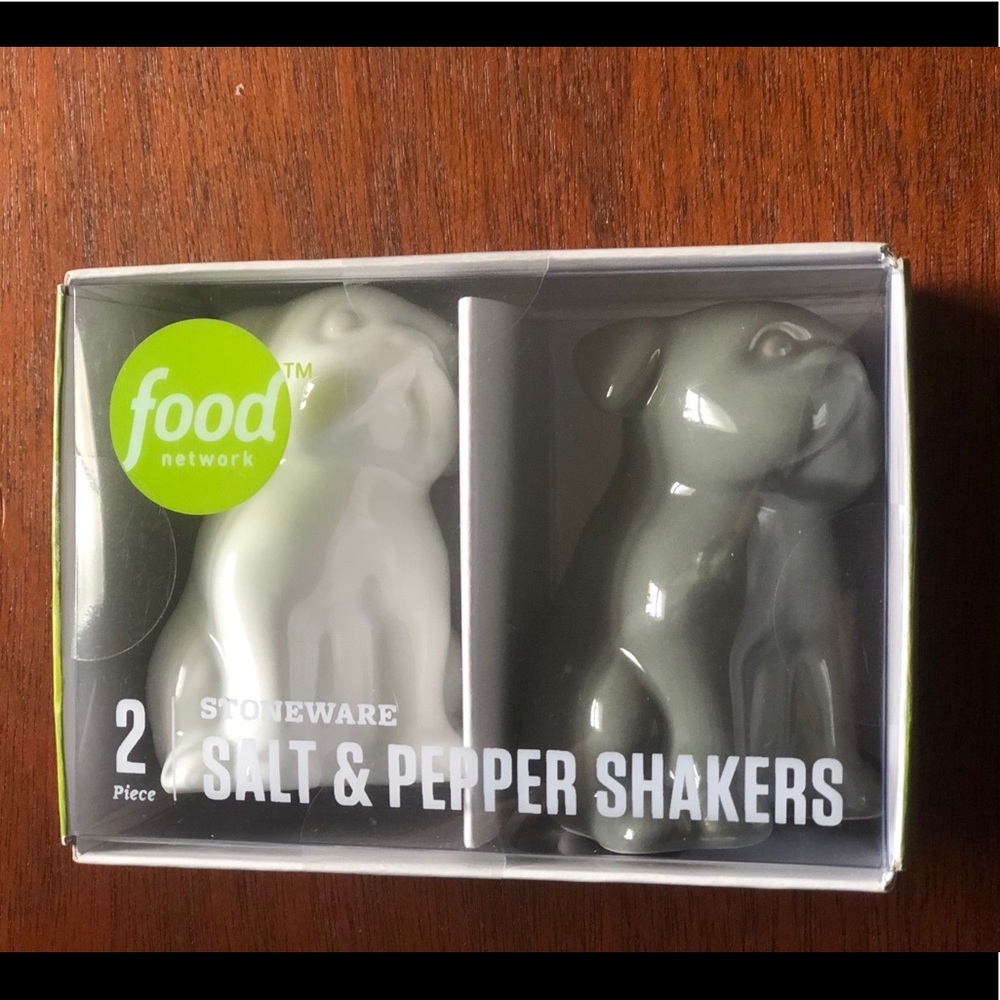 French Bulldog Salt & Pepper Shakers - Picture 2 of 5